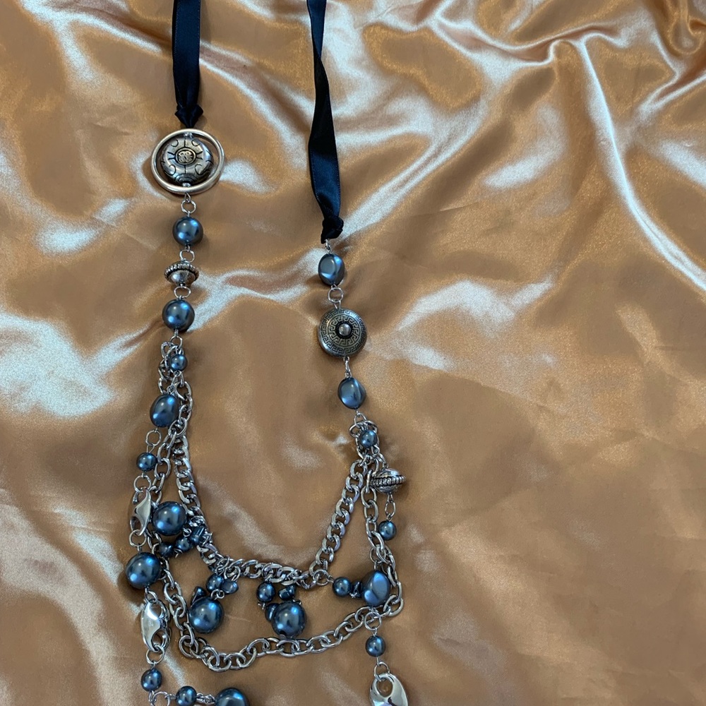 Necklaces - Picture 2 of 4